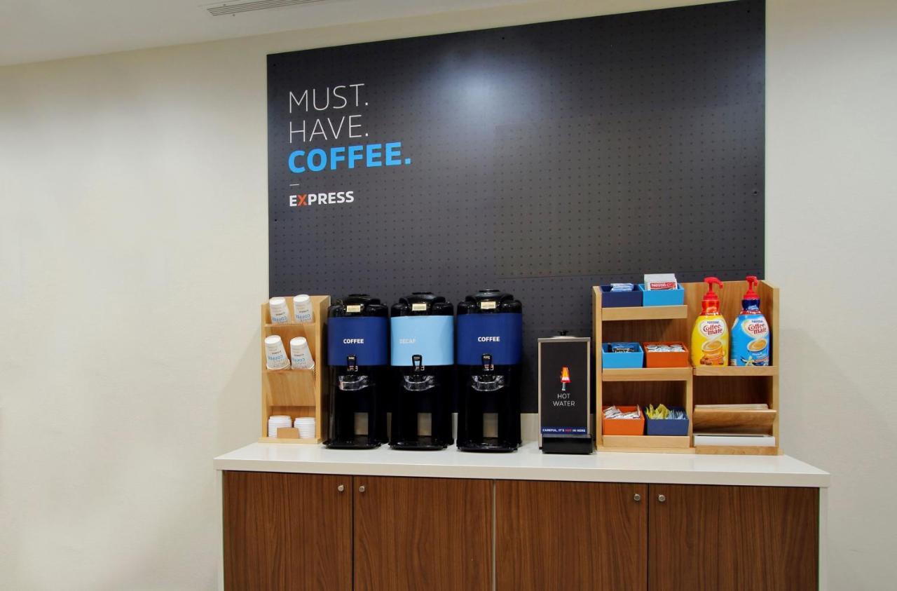 Holiday Inn Express Hotel & Suites Ashland By Ihg Bagian luar foto