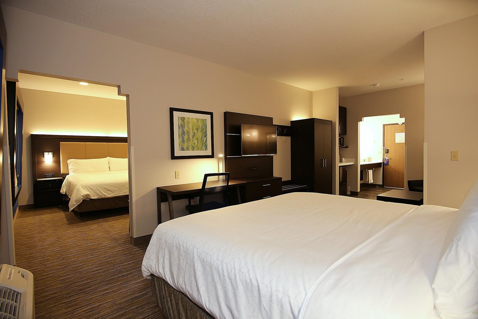 Holiday Inn Express Hotel & Suites Ashland By Ihg Bagian luar foto