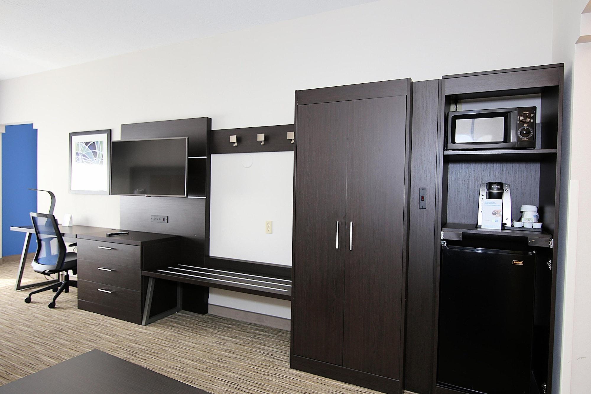 Holiday Inn Express Hotel & Suites Ashland By Ihg Bagian luar foto