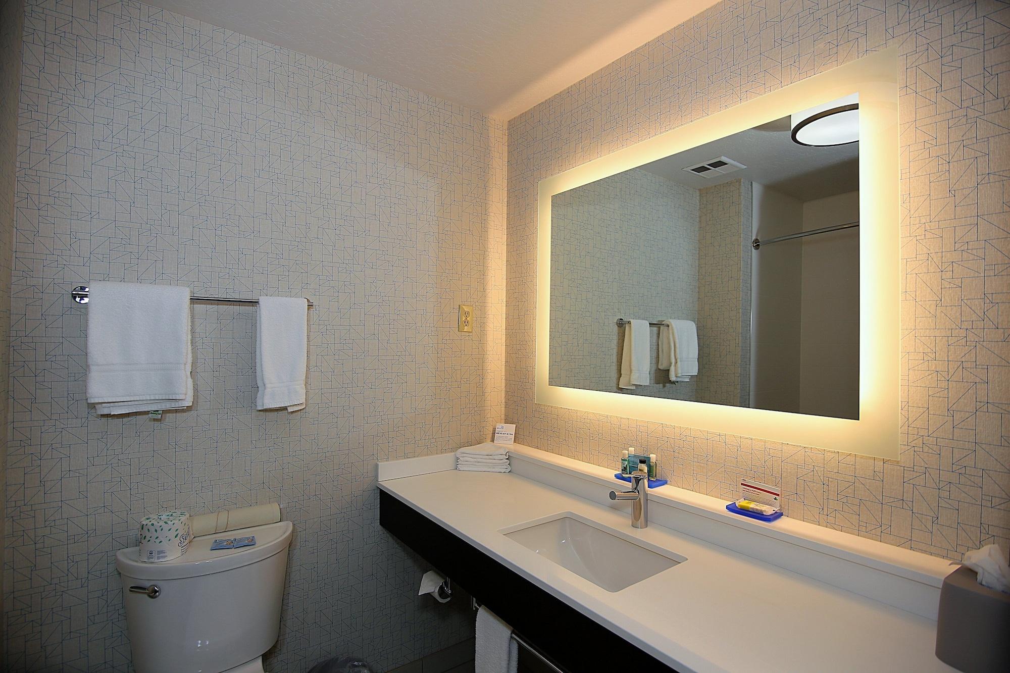 Holiday Inn Express Hotel & Suites Ashland By Ihg Bagian luar foto