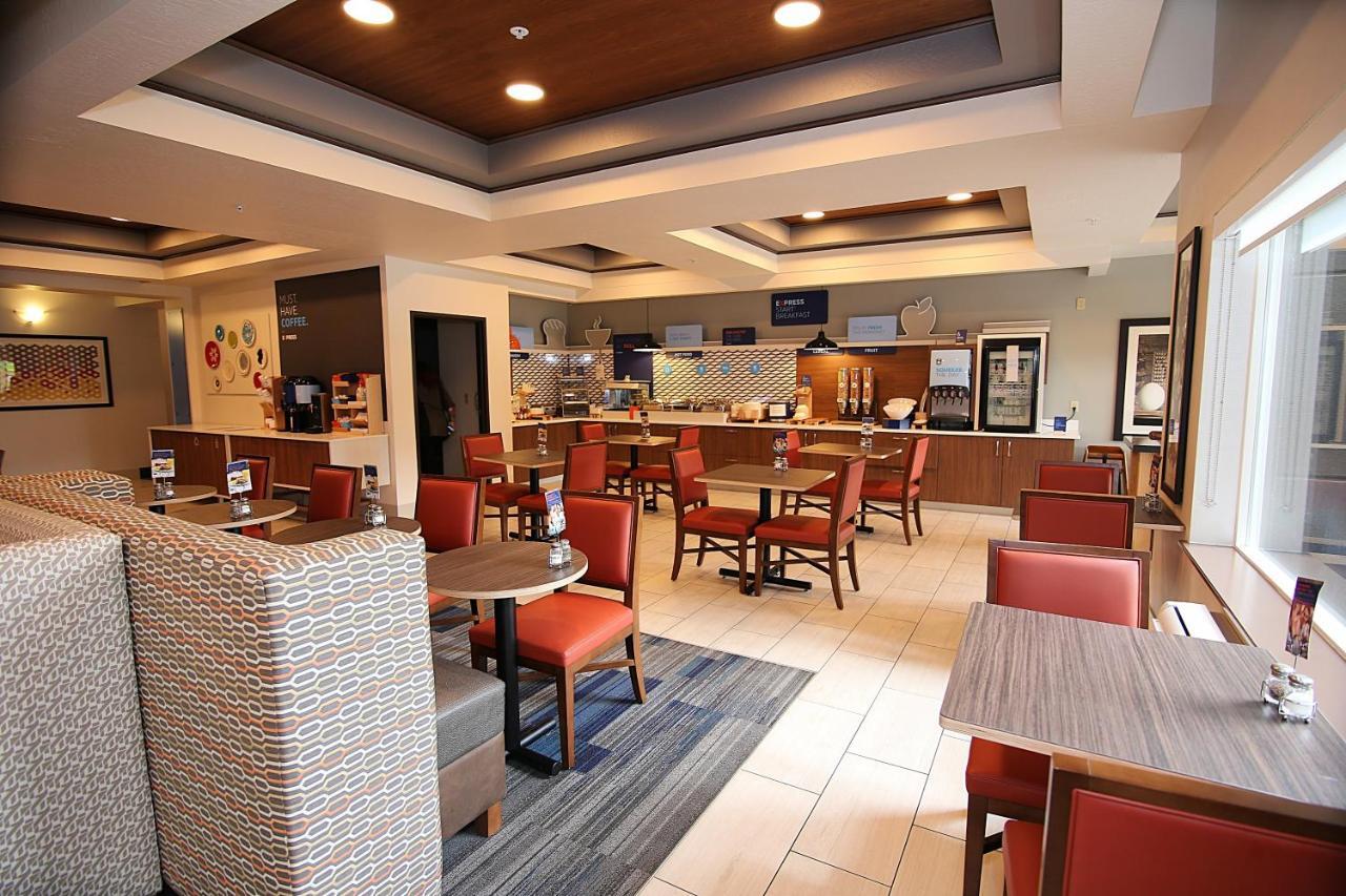 Holiday Inn Express Hotel & Suites Ashland By Ihg Bagian luar foto