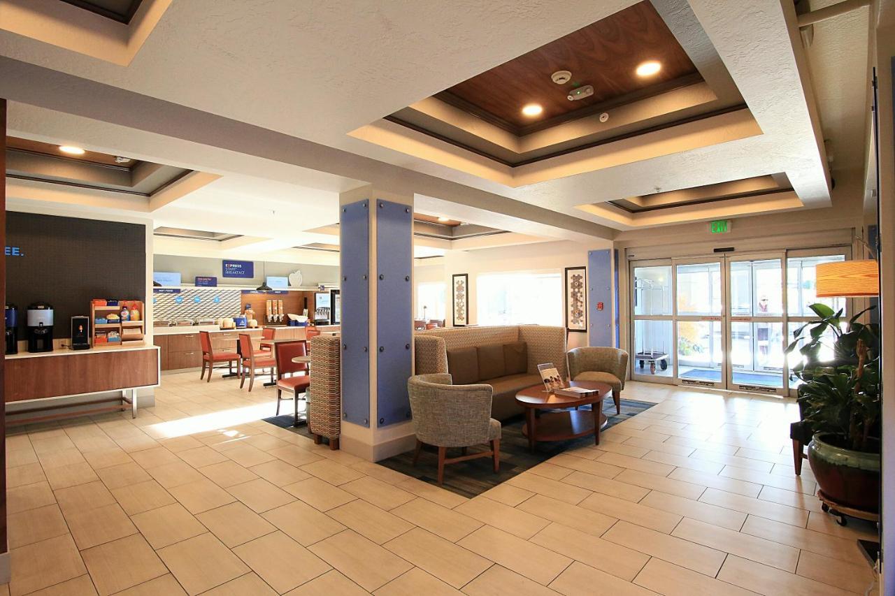 Holiday Inn Express Hotel & Suites Ashland By Ihg Bagian luar foto